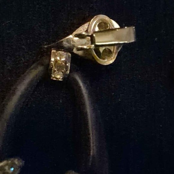 Vintage Rhinestone and Black Drop Clip Earrings - Picture 6 of 10